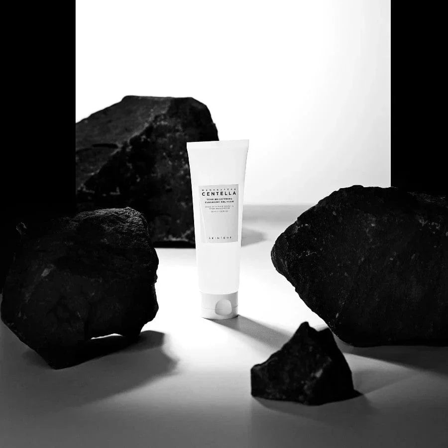 Skin1004 Madagascar Centella Tone Brightening Cleansing Gel Foam (125ml)